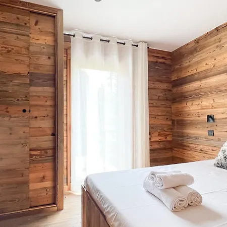 Pearl Village Apartment *